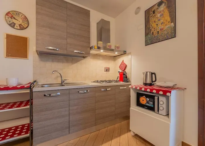 Windrose D&s Apartman Pisa